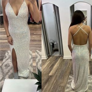 Jasz Couture Prom Dress!! Size 2